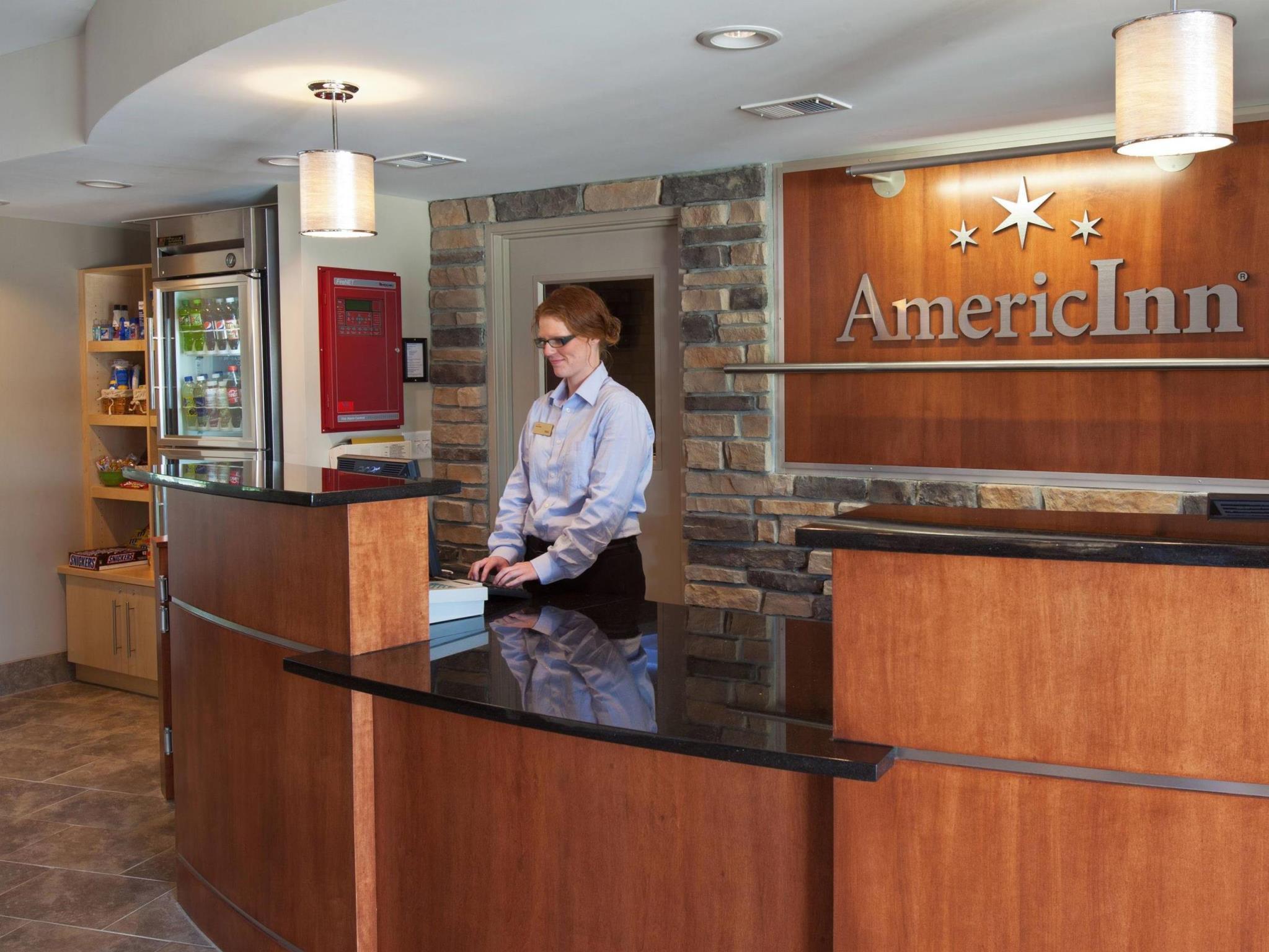 Americinn By Wyndham Fairfield מראה חיצוני תמונה